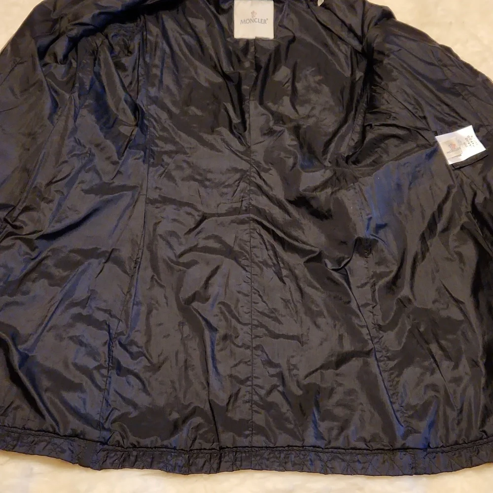 Moncler Women's Lightweight Black Nylon Jacket Size 3 - Picture 14 of 16